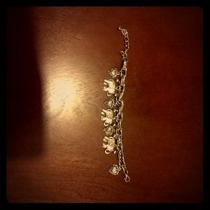 🖤 Silver Elephant and Heart Charm Bracelet